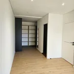 Maison de 142 m² avec 5 chambre(s) en location à SAINT-CLAIR-DU-RHÔNE