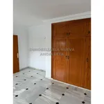 Alquilo 3 dormitorio apartamento de 174 m² en Almeria