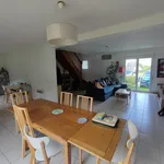 Rent 4 bedroom house of 97 m² in Saint-Péran