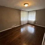 Rent 2 bedroom apartment of 93 m² in Oakland