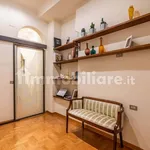 Rent 3 bedroom apartment of 100 m² in Florence