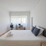 Rent 7 bedroom apartment in Lisbon