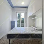 Rent a room in Modena