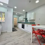 Rent 5 bedroom flat in Birmingham