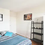  appartement avec 4 chambre(s) en location à Paris