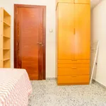 Rent 5 bedroom apartment in Valencia