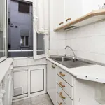 Rent a room of 85 m² in madrid