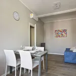 Rent 1 bedroom apartment of 55 m² in milan