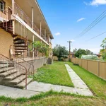 Rent 4 bedroom apartment in Macquarie