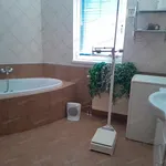 Rent 3 bedroom apartment of 120 m² in Kecskemét