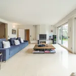 Rent 7 bedroom house of 1160 m² in Rhode-Saint-Genèse