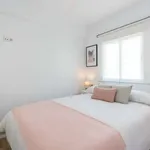 Rent 3 bedroom apartment in seville