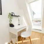 Rent a room of 213 m² in berlin