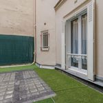 Appartement de 390 m² avec 1 chambre(s) en location à Paris