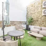 Rent 2 bedroom apartment of 80 m² in Porto