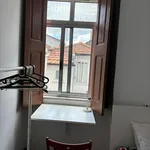 Rent 4 bedroom apartment in Porto