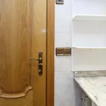 Rent a room in Madrid