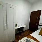 Rent 4 bedroom house in Madrid