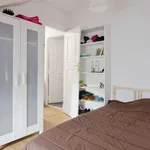 Rent a room in lisbon