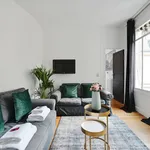 Appartement de 377 m² avec 1 chambre(s) en location à Paris