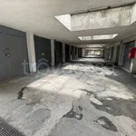 Affitto 3 camera appartamento di 120 m² in Bergamo