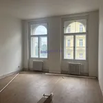 Pronajměte si 4 ložnic/e byt o rozloze 115 m² v Praha