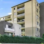 Rent 2 bedroom apartment in Homebush West