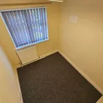 Rent 3 bedroom flat in West Midlands