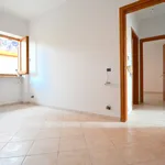 Rent 2 bedroom apartment of 76 m² in Mentana