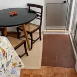 Rent a room of 70 m² in Lisbon