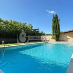 Rent 4 bedroom house of 109 m² in Maillane