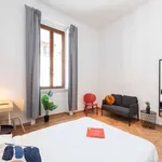 Rent a room in milan