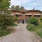 Rent 4 bedroom house of 100 m² in Bologna