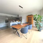 Rent 4 bedroom apartment in Coburg