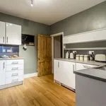 Rent 3 bedroom apartment in Cambridge