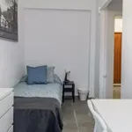 Rent 5 bedroom apartment in Valencia