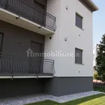 Affitto 3 camera appartamento di 122 m² in Bergamo