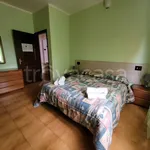 Rent 4 bedroom house of 180 m² in Pogliano Milanese