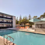 Rent 2 bedroom apartment in Walnut Creek