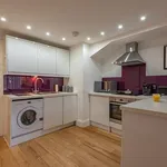 Rent 2 bedroom flat in Newbury