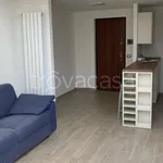 Affitto 2 camera appartamento di 55 m² in Cernusco sul Naviglio