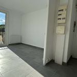 Appartement de 60 m² avec 3 chambre(s) en location à Nîmes
