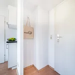 Rent 1 bedroom apartment of 30 m² in Frankfurt