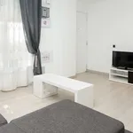 Rent 2 bedroom apartment in barcelona