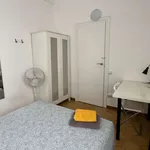 Rent a room of 140 m² in barcelona