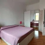 Rent 2 bedroom apartment of 75 m² in Milan