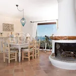 Rent 6 bedroom house of 384 m² in Arzachena