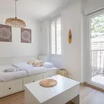 Appartement de 250 m² avec 1 chambre(s) en location à Marseille