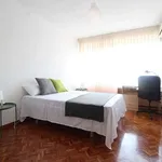 Rent a room in madrid