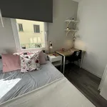 Rent 4 bedroom apartment in Madrid